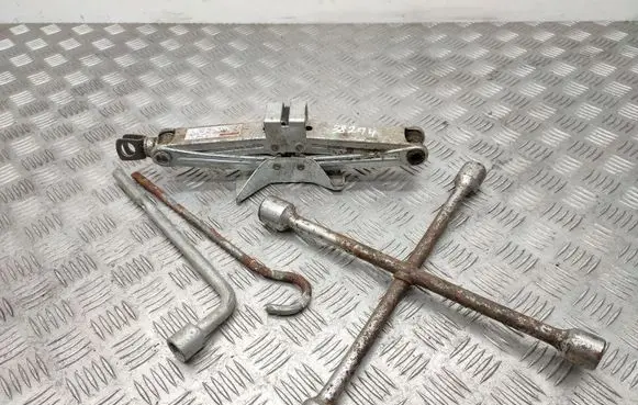 Suzuki SX4 Lift Jack 