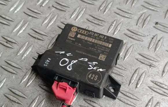 Audi A4 S4 B8 8K Gateway control module 8T0907468H 403221