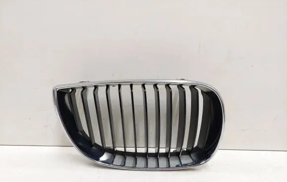 BMW 1 E81 E87 Front grill 511371286149 22405910 511370771309
