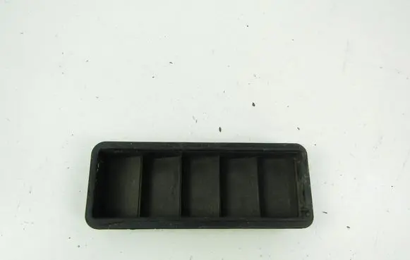 Chevrolet Meriva Dash center air vent grill 