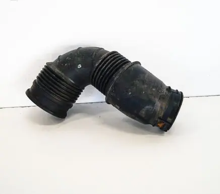 Opel Insignia A Air intake hose/pipe 55561787