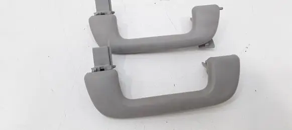 Toyota Avensis T250 Front interior roof grab handle