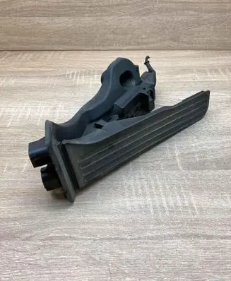 Volkswagen PASSAT B6 Accelerator throttle pedal 1K1721503L 6PV008600 WITHPLUG