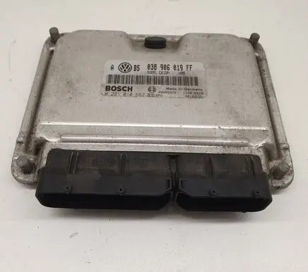 Audi A6 S6 C6 4F Engine control unit/module ECU 038906019FF 0281010662