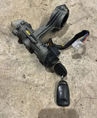Hyundai Tucson JM Ignition lock 061019