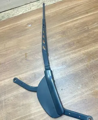 BMW 5 E60 E61 Front wiper blade arm 7035103