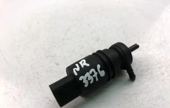 Mercedes-Benz E W212 Windscreen/windshield washer pump