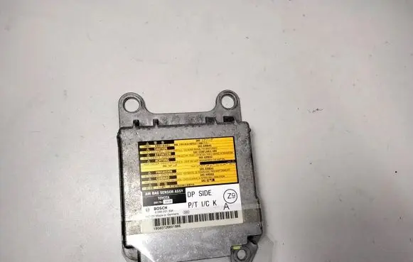 Lexus IS 220D-250-350 Airbag control unit/module 0285001904 19040725601585