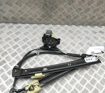 Seat Ateca Front door window regulator with motor 575837462A 5Q0959802C