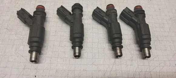 Toyota Avensis T250 Fuel injectors set 232500D030 0280156019