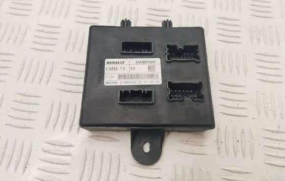 Opel Vivaro Comfort/convenience module 231A03142R 50EC23F05 2748655152