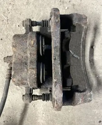 Hyundai Santa Fe Front brake caliper
