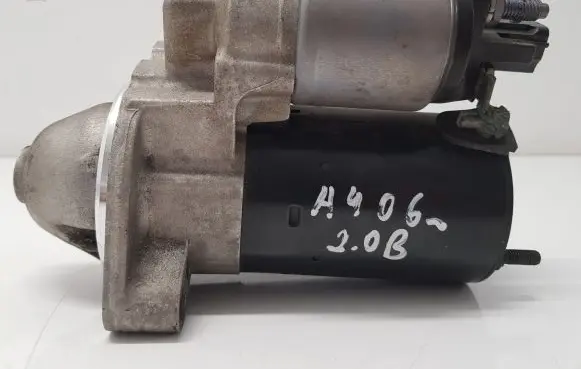 Audi A4 S4 B7 8E 8H Starter motor 06B911023A 0001107427
