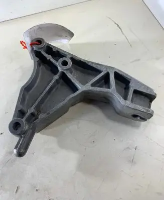 Opel Astra H Engine mounting bracket 13125625 GM2581