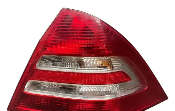 Mercedes-Benz C W203 Rear/tail lights 2038202064R