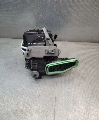 Peugeot 308 Interior heater climate box assembly 9833951480