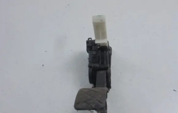 Audi A3 S3 8L Accelerator pedal position sensor 6Q1721503C