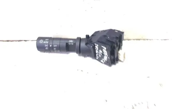 Nissan Navara Indicator stalk 25540EB307