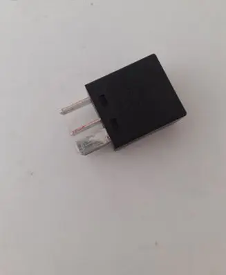 Mercedes-Benz Sprinter W906 Other relay V23074A1301X33 0035420219
