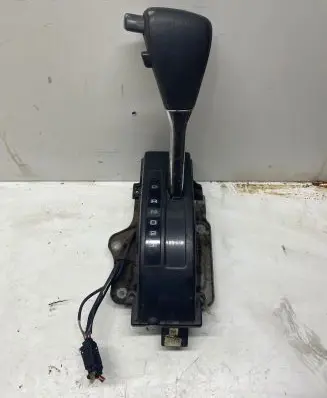 Nissan Terrano Gear selector 