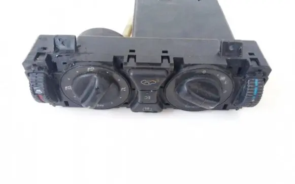 Mercedes-Benz E W210 Climate control unit 2108302085
