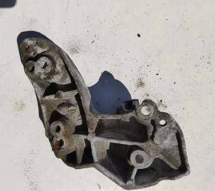 Peugeot 206 Generator/alternator bracket 9641715580