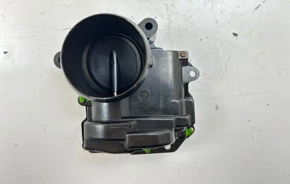 BMW 1 F20 F21 Throttle valve 