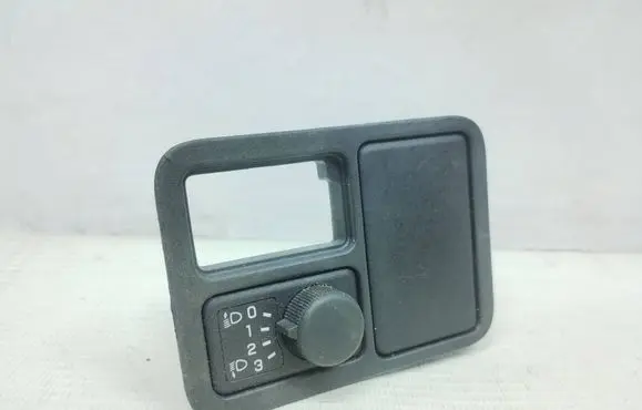 Nissan Almera N16 Headlight level height control switch 6849390J00