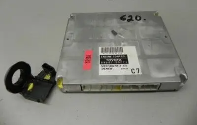 Toyota Avensis T250 Engine control unit/module 1758009411 8966105C71