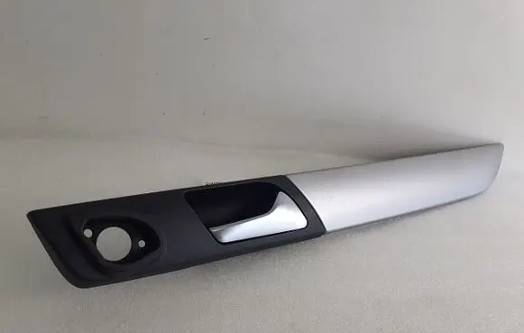 Volkswagen PASSAT B7 Rear door interior handle 3AA867450 32160100