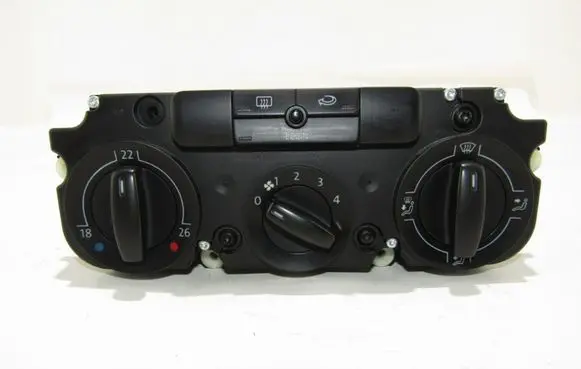 Volkswagen Touran I Climate control unit