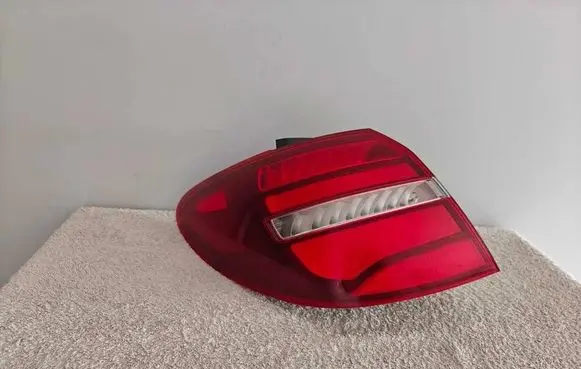 Mercedes-Benz B W246 W242 Rear/tail lights 77RI001B02 626500