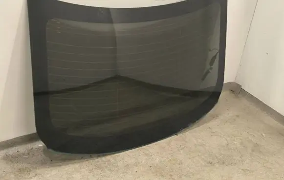 Jaguar XF Rear windscreen/windshield window 