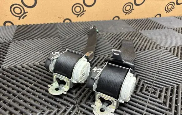 Alfa Romeo Stelvio Rear seatbelt 01561244150