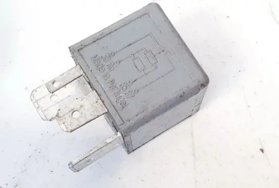 Volkswagen Golf IV Other relay 191906383C V23134B55X216