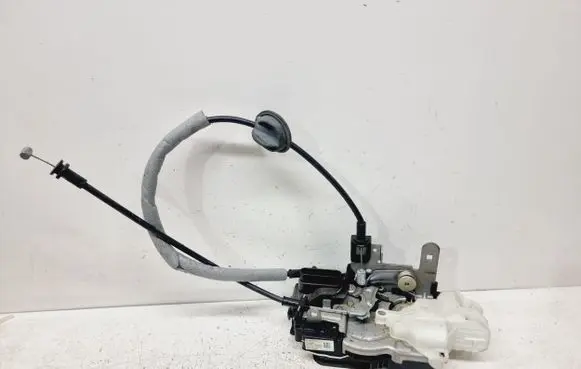 Volvo V40 Front door lock 31391825