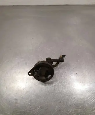 Nissan Navara D40 Power steering pump