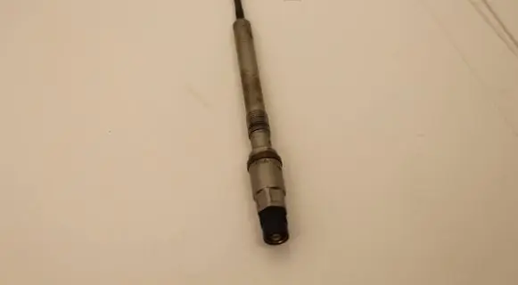 Volkswagen Golf VII Glow plug 03L905061F