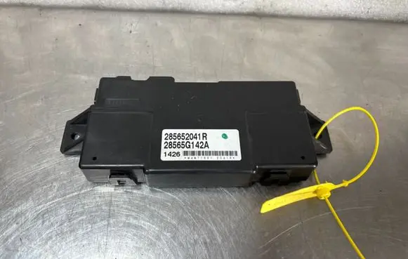Renault Megane IV Trunk lid opening control unit 285652041R