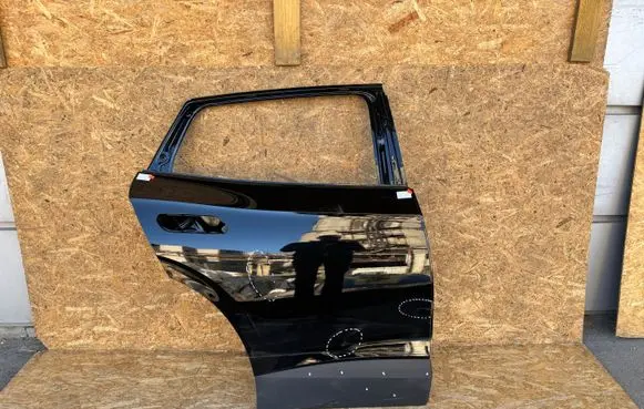 Rear door