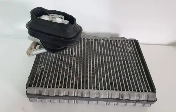 Air conditioning (A/C) radiator (interior)