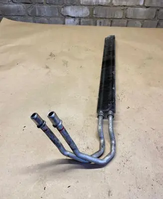 BMW 5 E60 E61 Power steering radiator 7787447