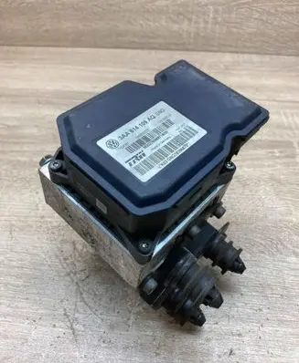 Volkswagen PASSAT B7 ABS Pump 3AA614109AQ