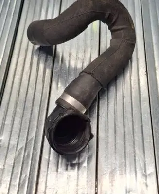 Volvo V40 Engine coolant pipe/hose 31319338
