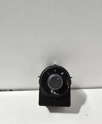 Opel Insignia A Wing mirror switch 13271833 211727