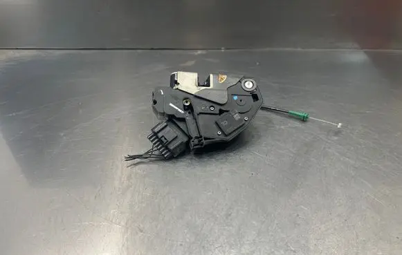 Ford Fiesta Rear door lock AM5AR26413AE