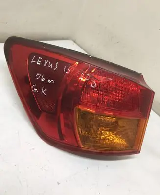 Lexus IS 220D-250-350 Rear/tail lights