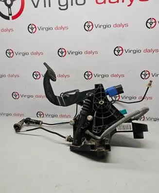 Clutch pedal