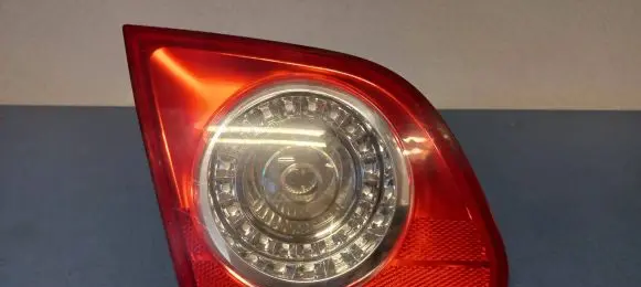 Volkswagen PASSAT B6 Tailgate rear/tail lights 273001