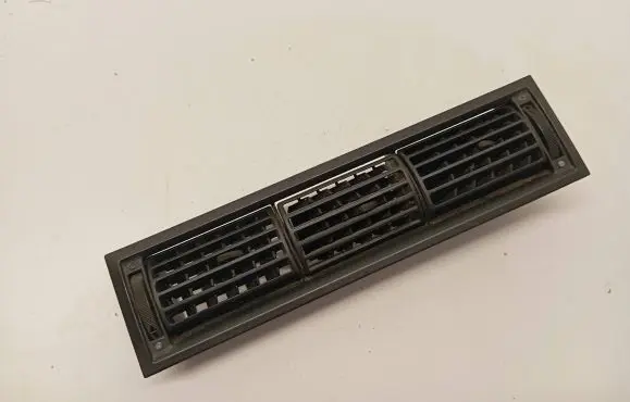 Volkswagen Transporter - Caravelle T4 Dash center air vent grill 701819709B 7D2819703A 7D1819703A